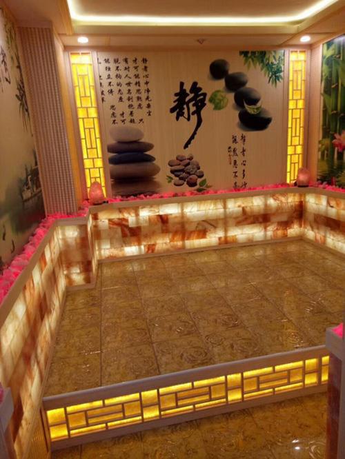 The Health Benefits of a Sauna Experience: Relaxation, Detoxification, and Improved Well-being