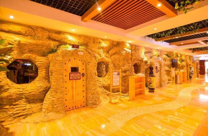 The Impact of Sauna on Heart Health: Exploring the Benefits and Risks