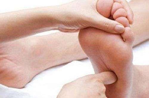 The Holistic Approach to Foot Reflexology: Unlocking the Secrets to Optimal Health and Wellbeing