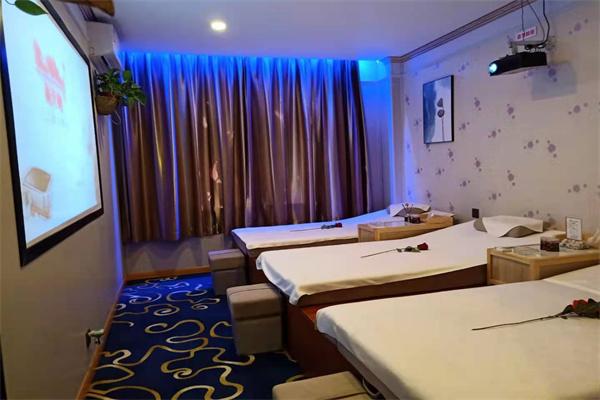 Unlocking the Secrets of Longevity: Harnessing the Power of Acupressure Massage