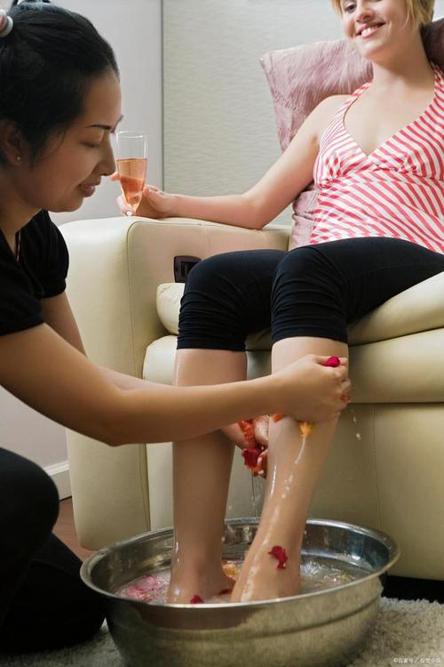 The Connection Between Foot Reflexology and Mental Well-being